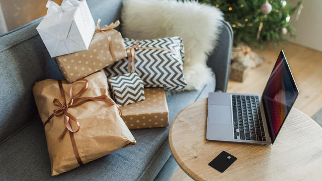 Personal finance gifts to buy online now