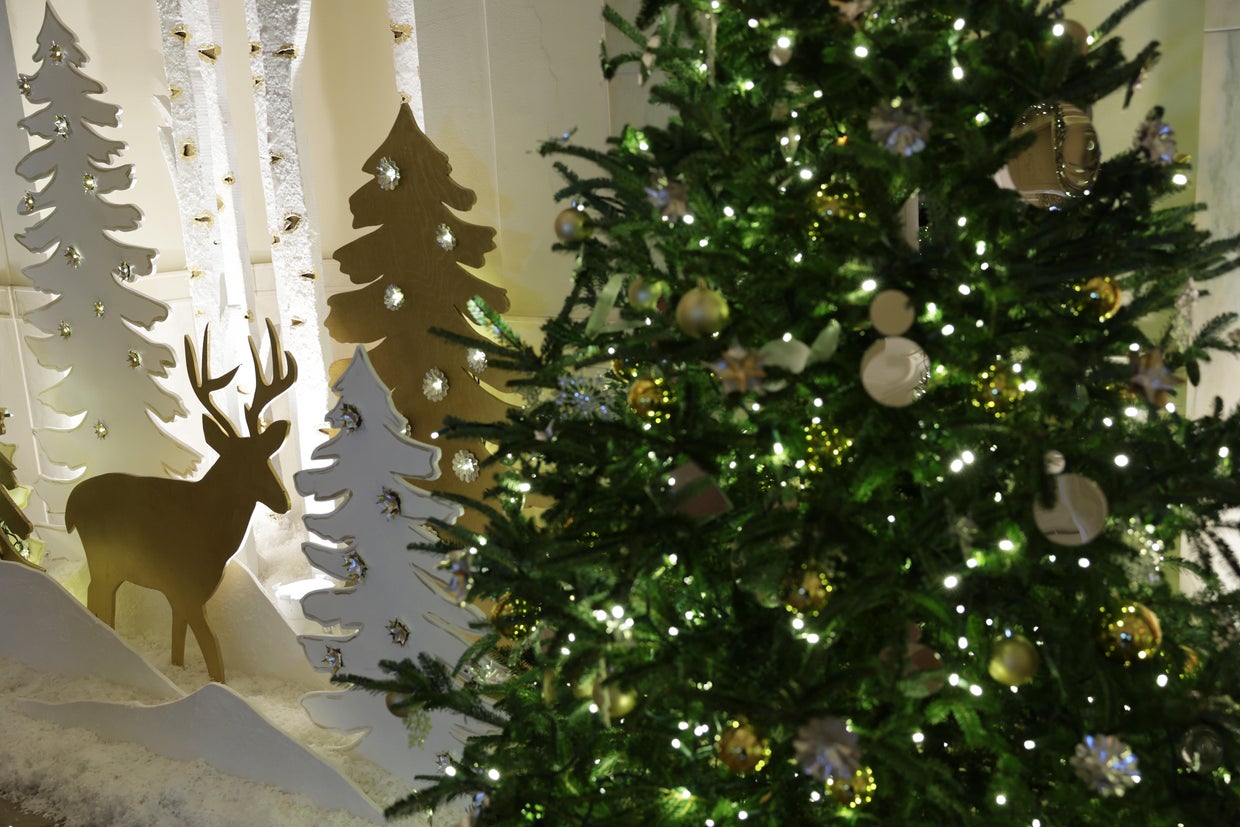 White House Christmas tree and decorations 