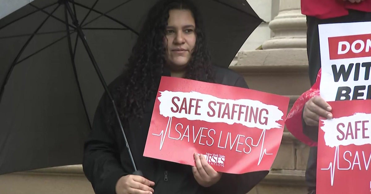 New York City Nurses Demand Hospitals Do More To Fill Vacancies Cbs