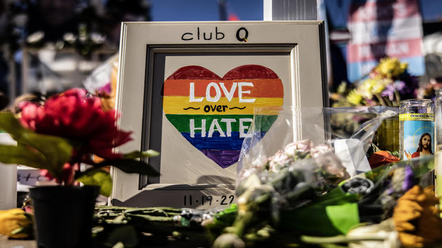 At Least 5 Dead And 25 Injured In Colorado Springs Gay Nightclub Shooting 