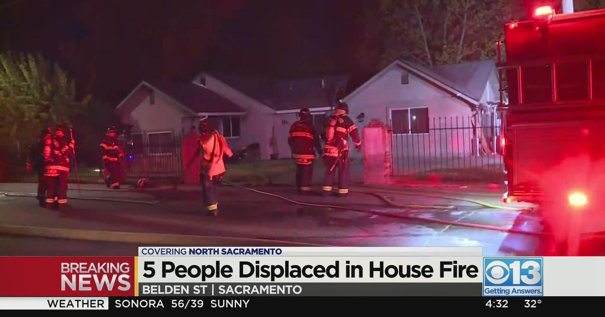 5 people displaced in a house fire in North Sacramento - CBS Sacramento