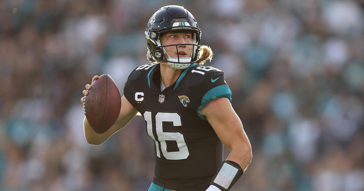 Fantasy Football Week 1 Start 'Em, Sit 'Em: Trevor Lawrence, Adam Thielen,  and More