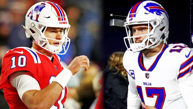 Mac Jones, Josh Allen 