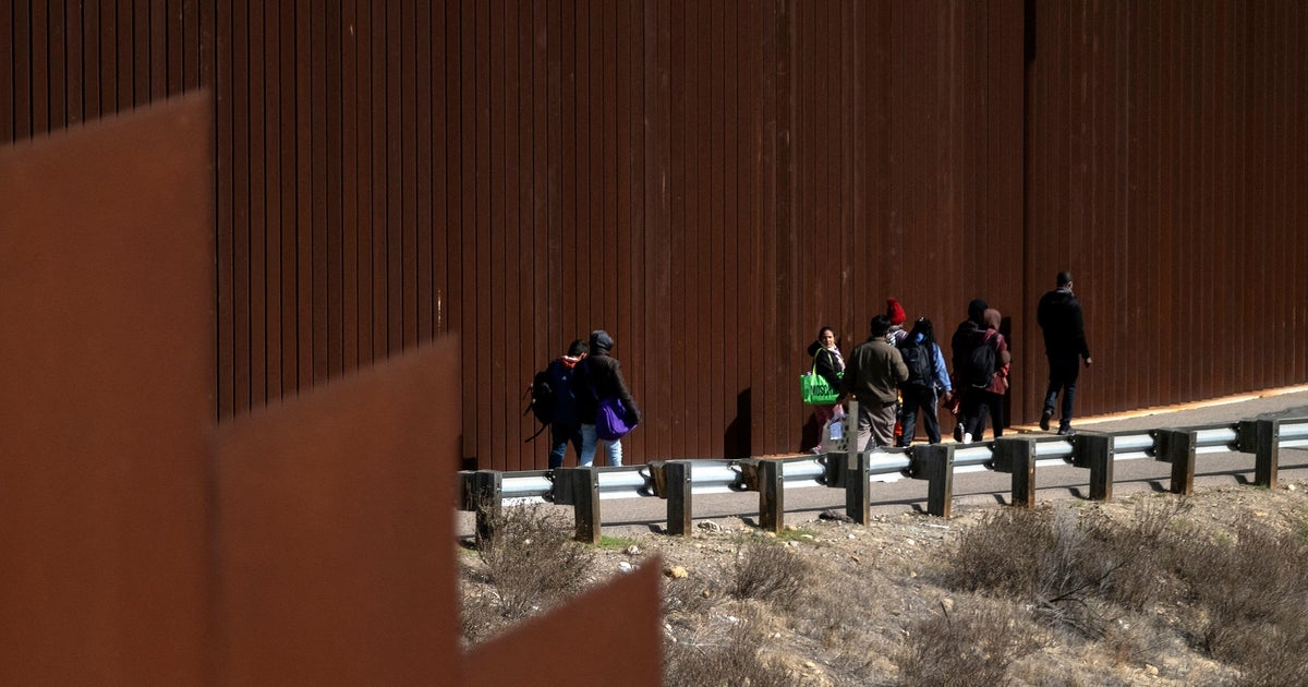 Biden administration weighs Trump-like asylum limits as it braces for end of Title 42 border restrictions