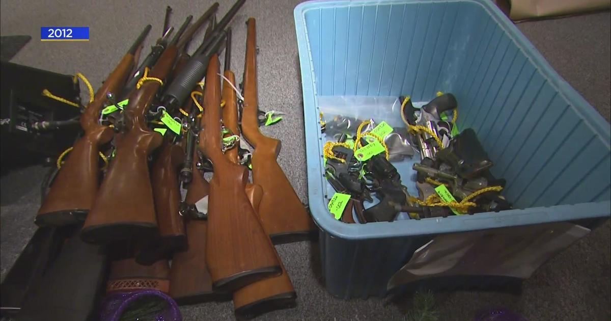 Evanston police hosting gun buyback event this weekend - CBS Chicago