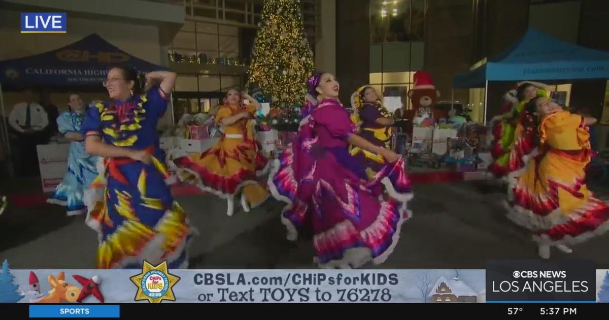 Ballet Folklorico Internacional of West Covina perform at CHiPs for