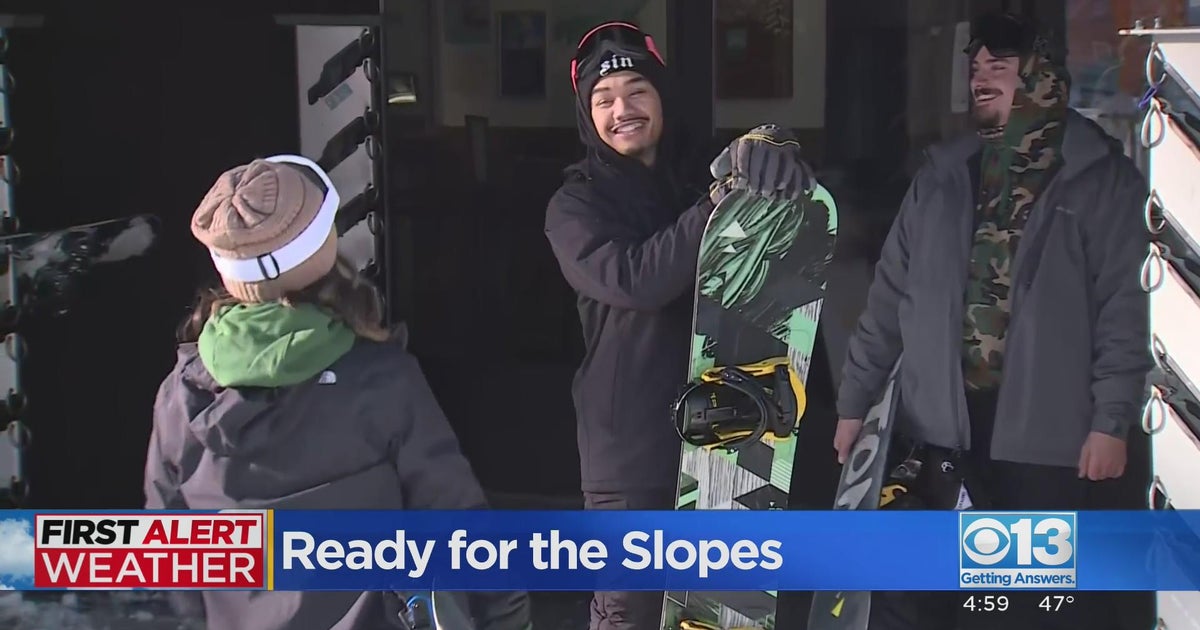 Skiers and snowboarders endure hours-long delays to enjoy fresh snow at Boreal