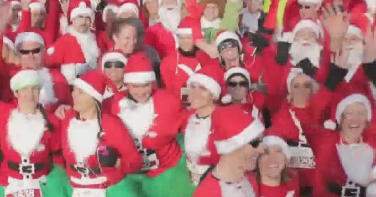 Santa Hustle 5K underway on Chicago's lakefront CBS Chicago