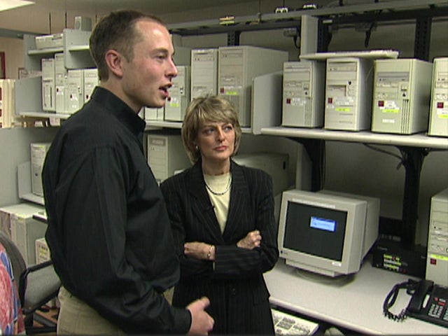 elon-musk-in-1998-1280.jpg 