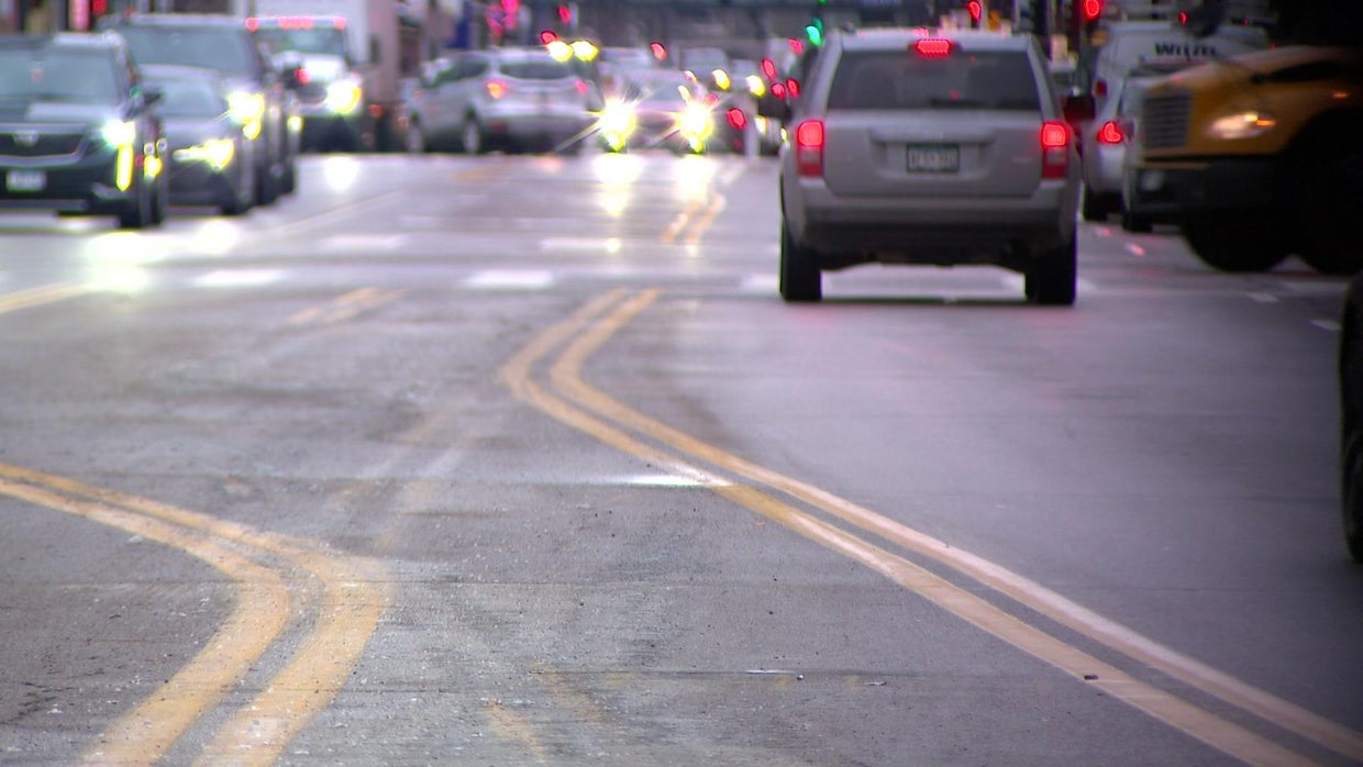 How are lane line colors chosen? And what's done to make sure they're ...