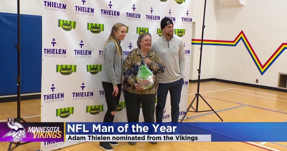 Vikings WR Adam Thielen named 2022 Walter Payton Man of the Year