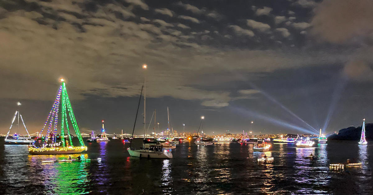 Holiday boat parade, fireworks to light up Sausalito waterfront