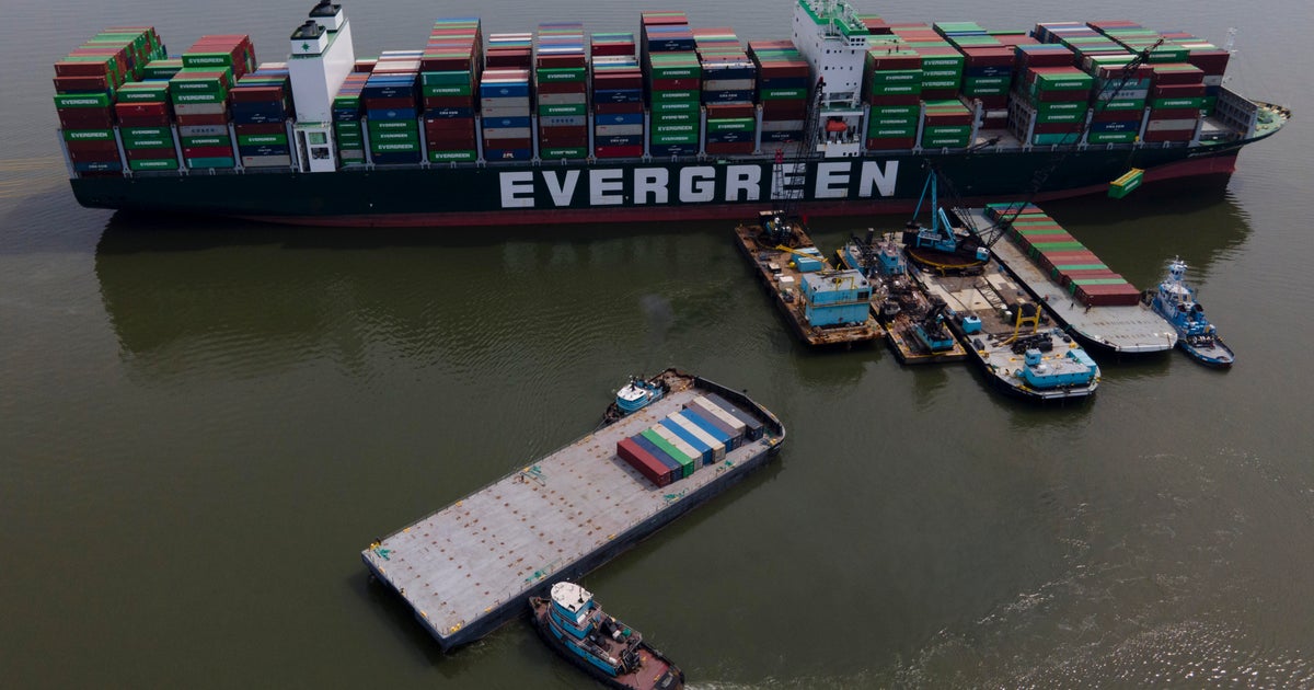 Coast Guard faults pilot, says he was on cellphone in runup to Chesapeake Bay ship grounding - Vimarsana News