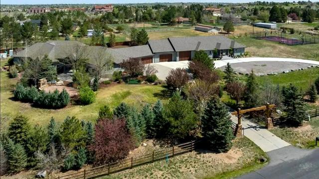 NFL Cribs: Former Broncos Selling Luxury Colorado Homes