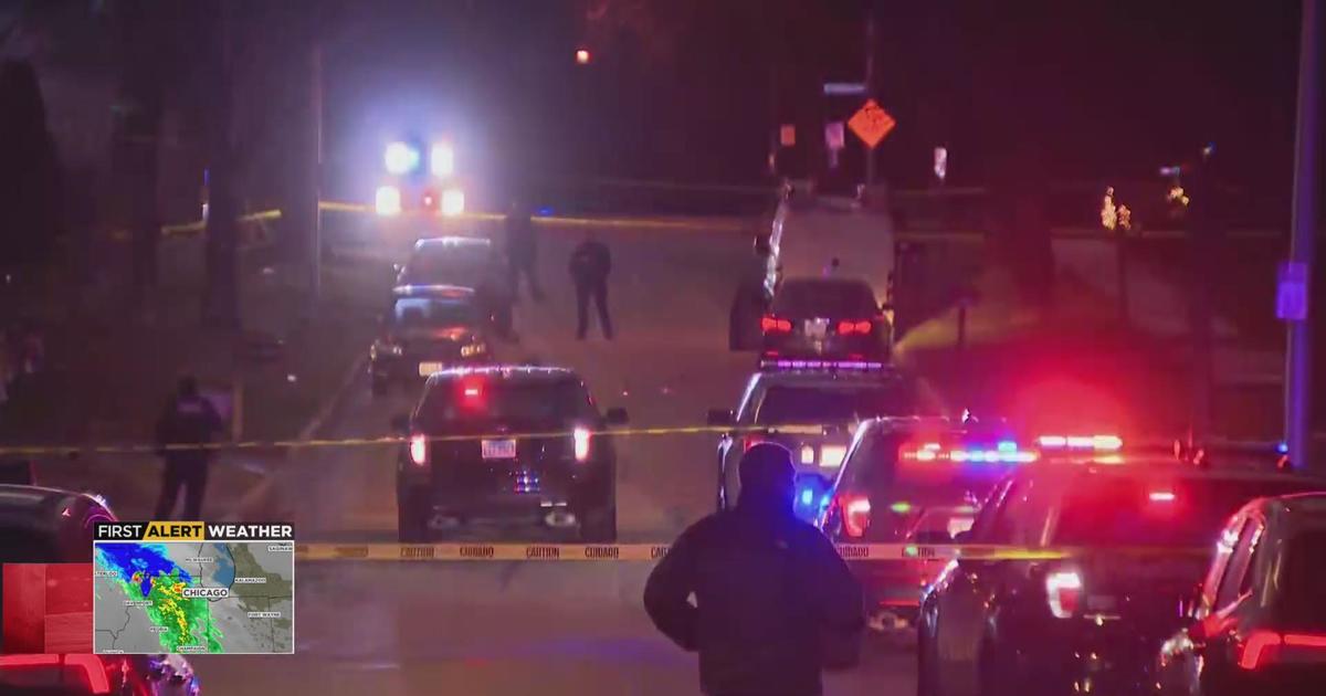 Police officer wounded, robbery suspect killed after shooting in ...