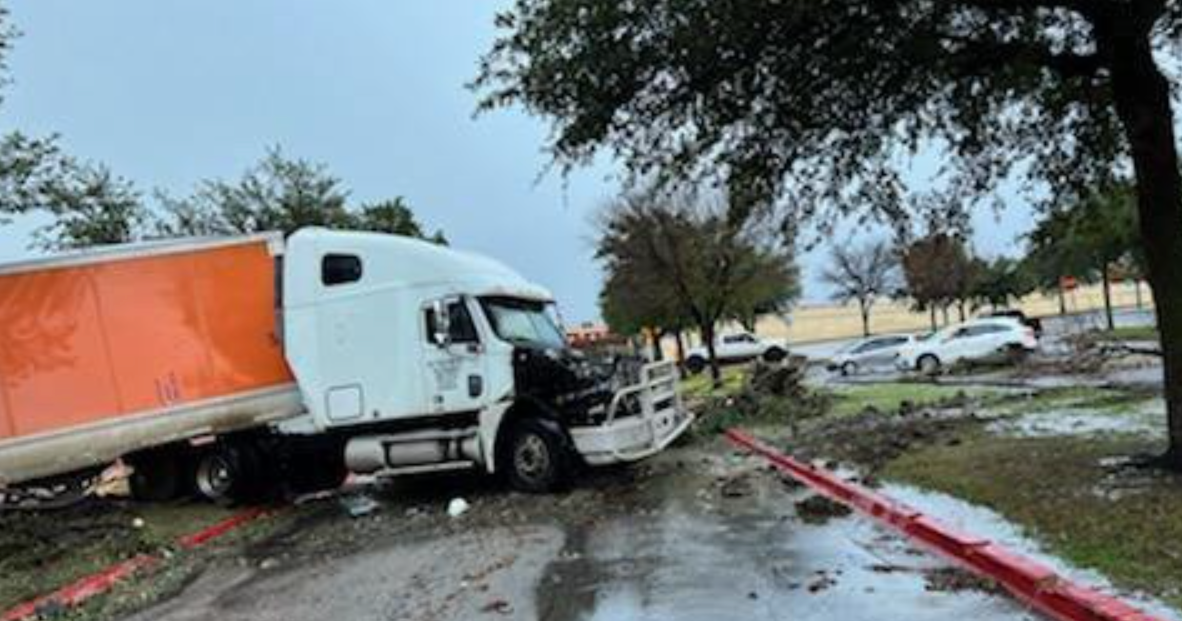 Walmart closes tornado-damaged Sam's Club in Tarrant County