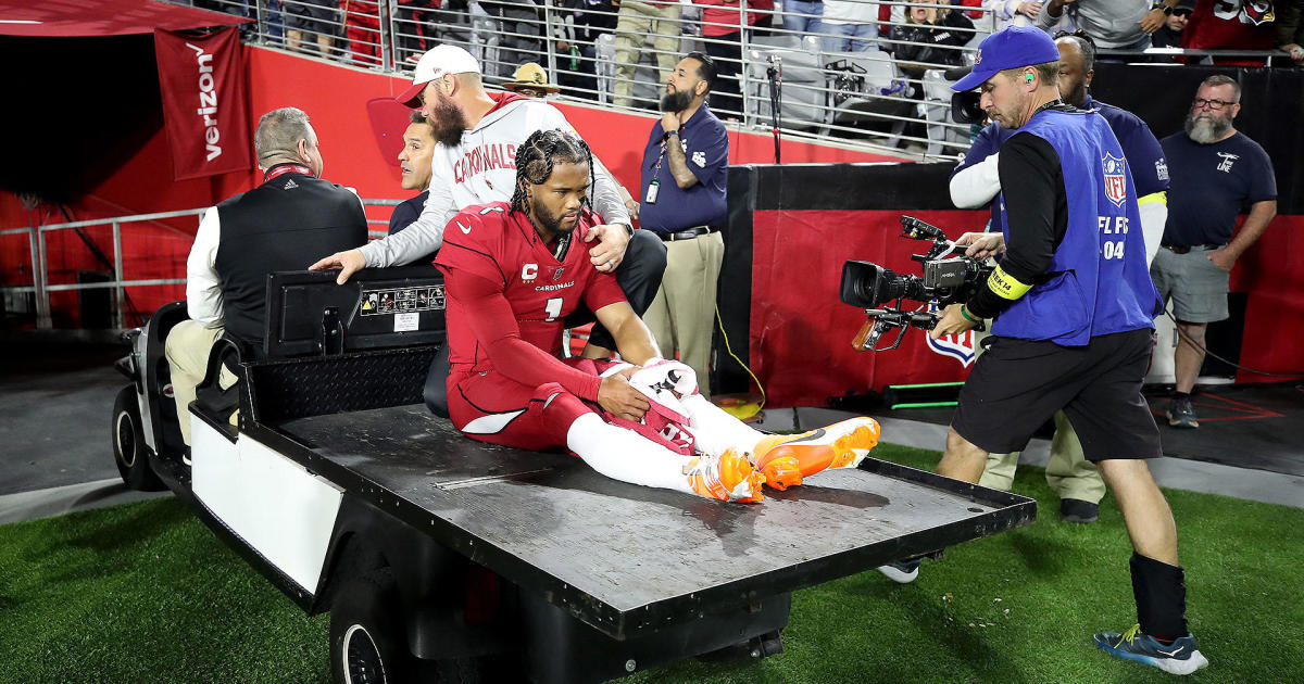 Kyler Murray carted off with knee injury; Patriots rally to beat