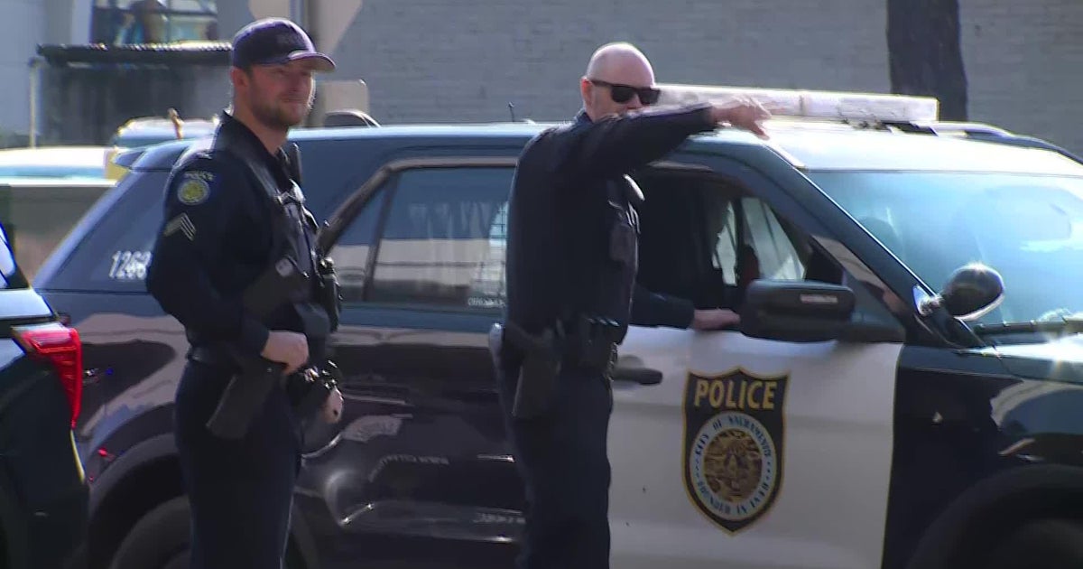 Raw: Shooting under investigation in Arden Fair Mall parking lot