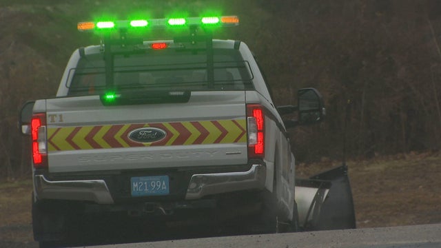 Norfolk green light dpw truck 