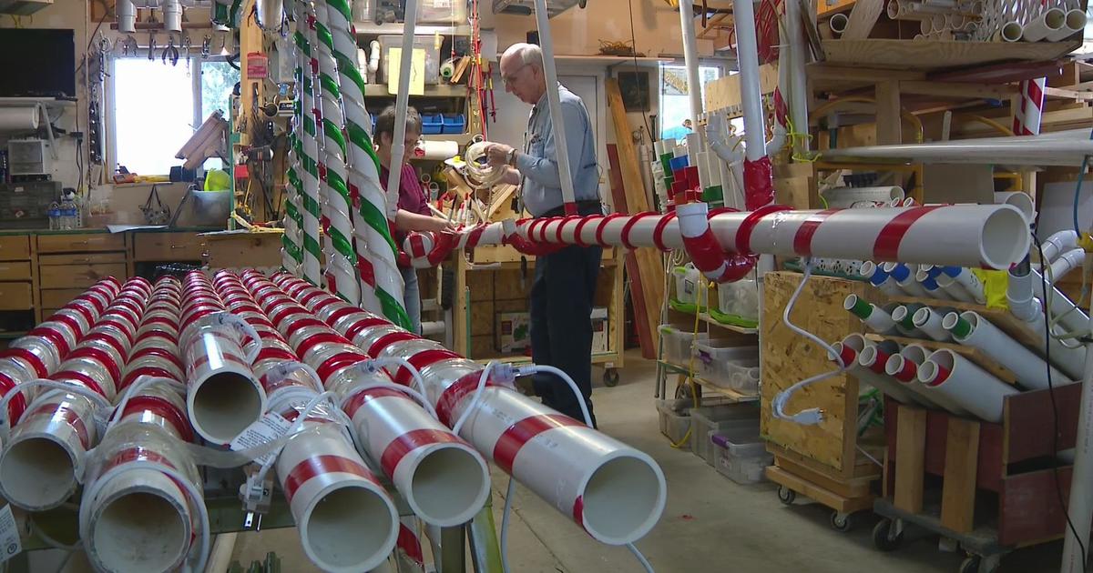 after-decades-hutchinson-s-famed-candy-cane-lane-has-spread-to-18