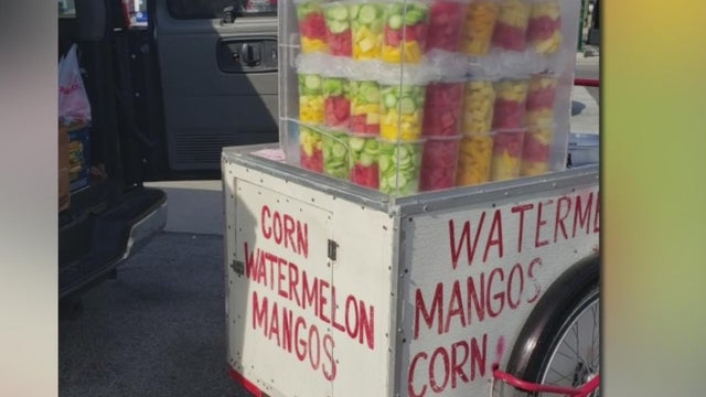 street-vendors.jpg 