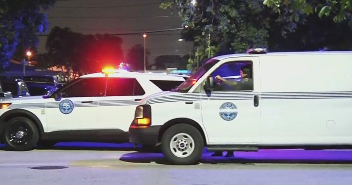 Armed male surrenders immediately after 10 standoff with Miami SWAT