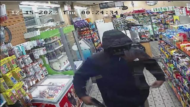 bronx-gas-station-robbery-suspects-bartow-ave.jpg 