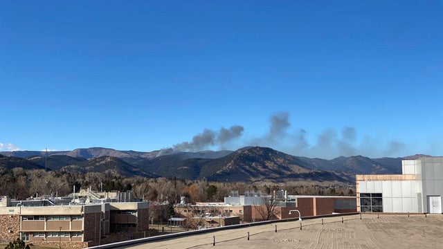 boulder-structure-fire-from-nws-boulder.jpg 