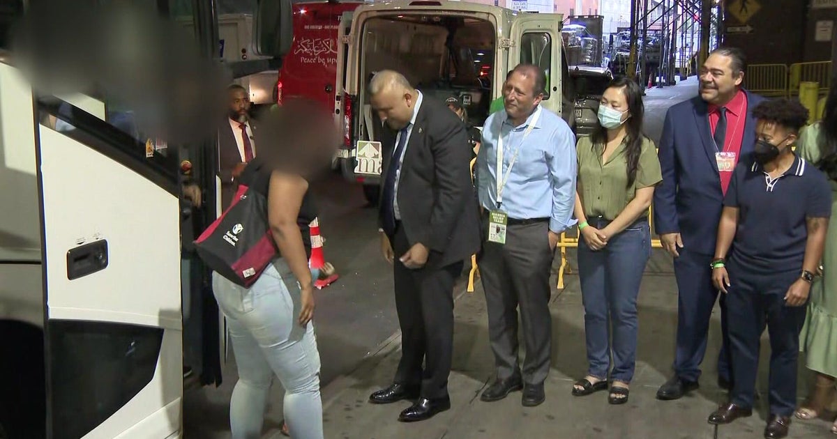NYC leaders say they need support for asylum seekers with Title 42 restrictions set to expire: "An unprecedented humanitarian crisis" - Vimarsana News