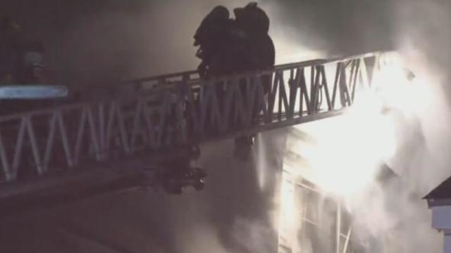 Dallas apartment complex catches fire overnight, multiple units affected 