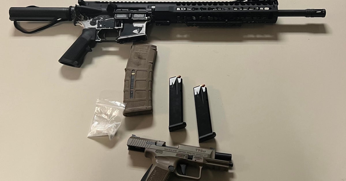 Police arrest Santa Rosa man for having cocaine, AR-15-style rifle in ...
