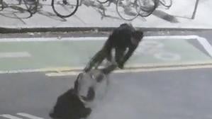 Cambridge Police seek suspect in bike assault - CBS Boston