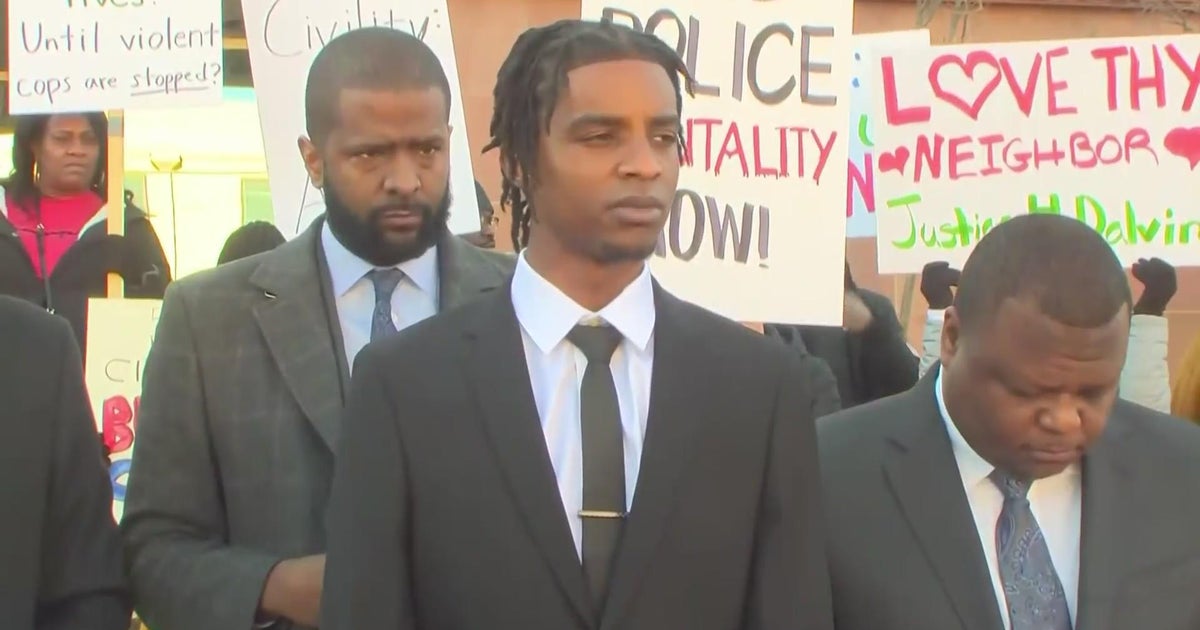 Black man sues over being punched, kicked in traffic stop - CBS Colorado
