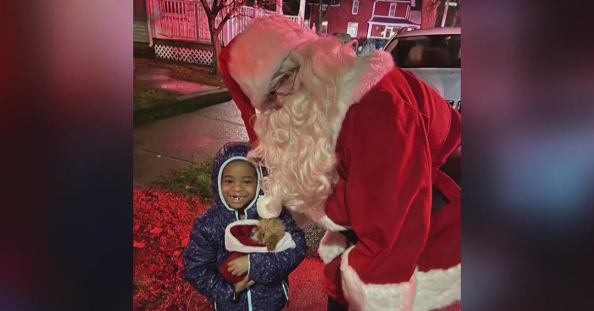 Make-A-Wish Foundation and local groups help bring a happy holiday to a 7-year-old