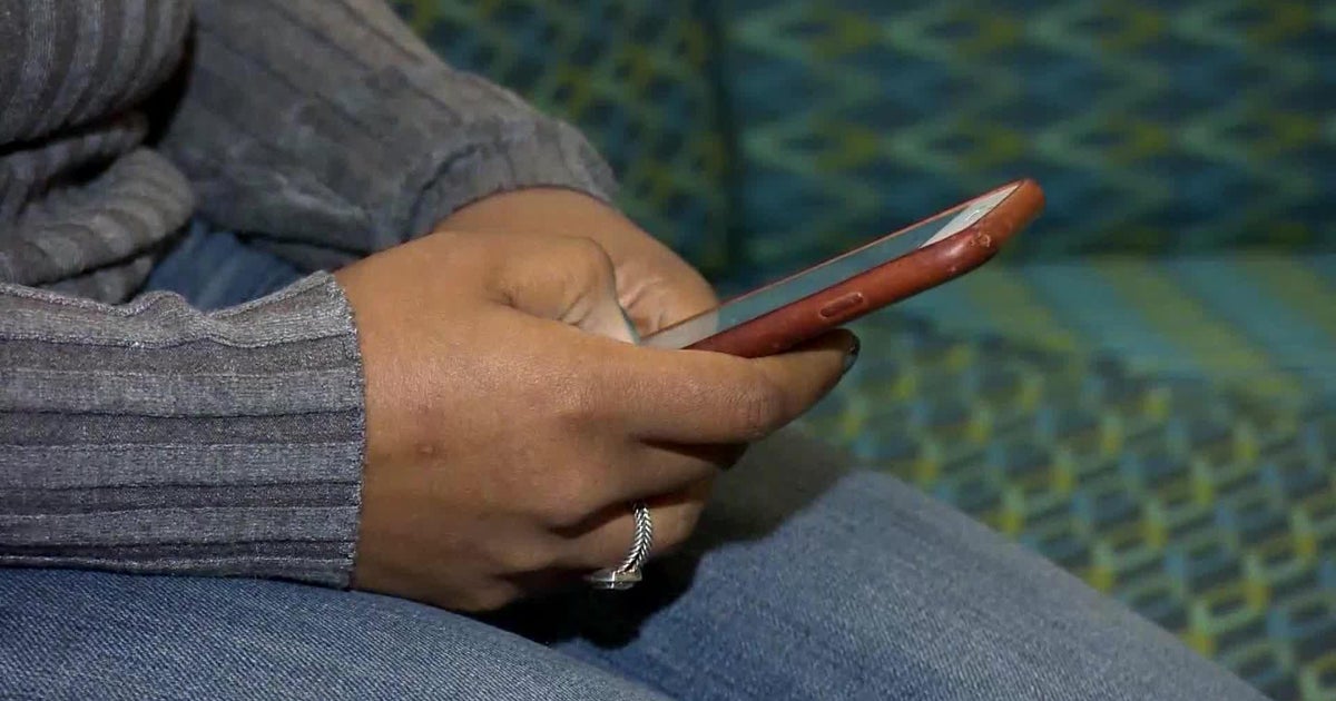 Beware of getaway cellular phone text frauds