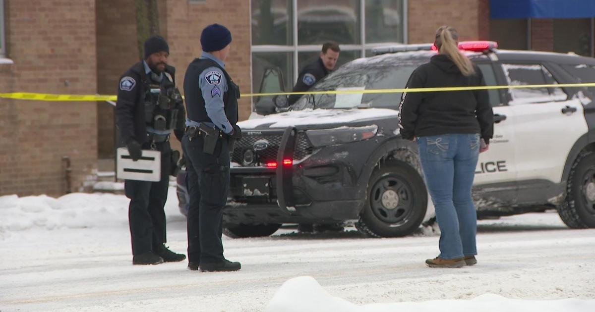 Man Shot At Minneapolis Bus Stop Identified As Derrick Harding-reyes 