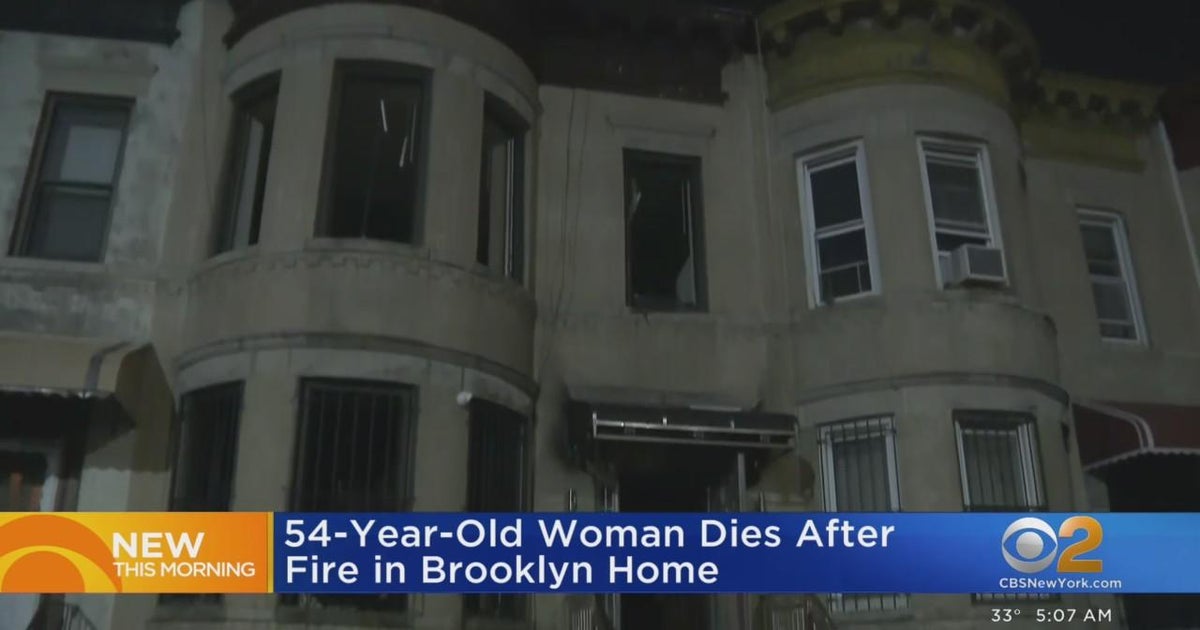 Woman, 54, killed in Brooklyn house fire - CBS New York