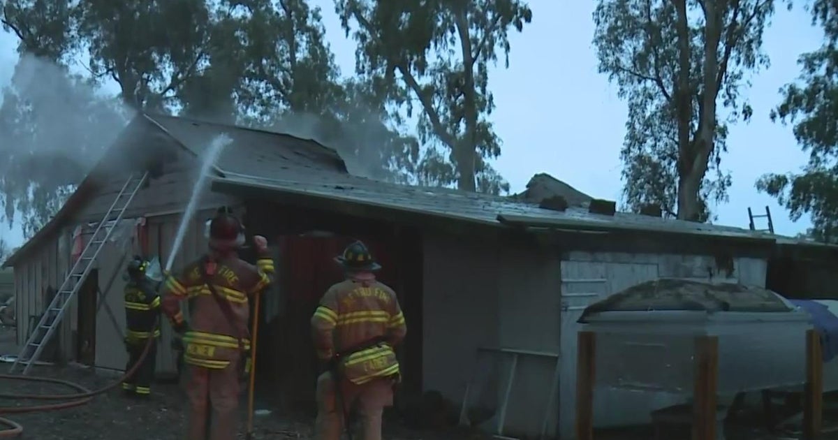 Investigation underway into cause of Rio Linda garage fire