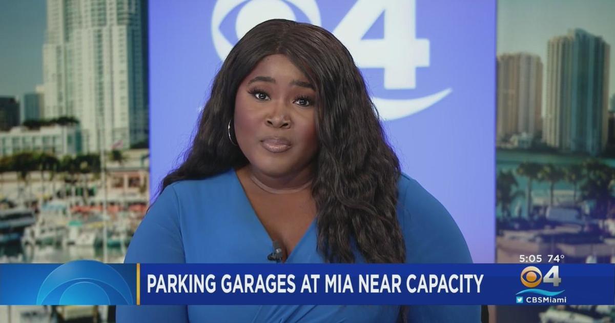 Parking garages at MIA near capacity - CBS Miami