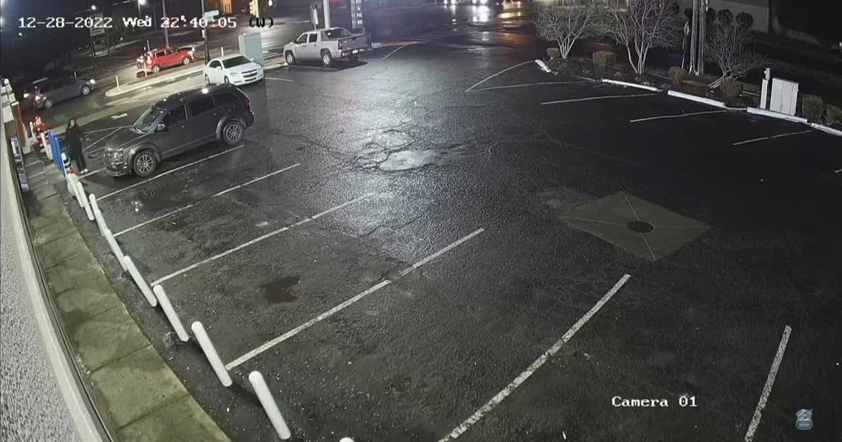 Detroit police release video of suspect in deadly carjacking shooting