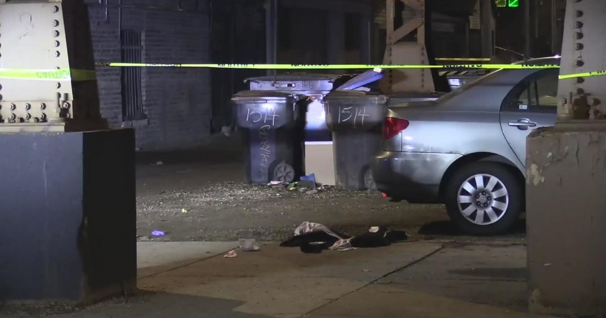 3 shot while walking in Wicker Park alley CBS Chicago