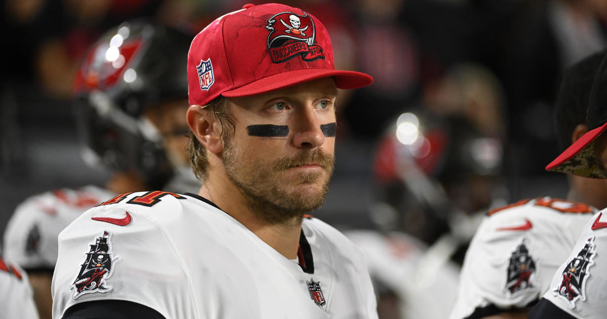 Buccaneers quarterback Blaine Gabbert served rescue family from a helicopter crash by using jet ski