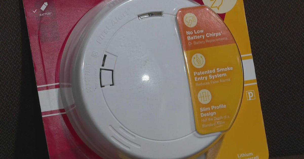 Safety experts, city leaders to discuss smoke alarm law CBS Chicago