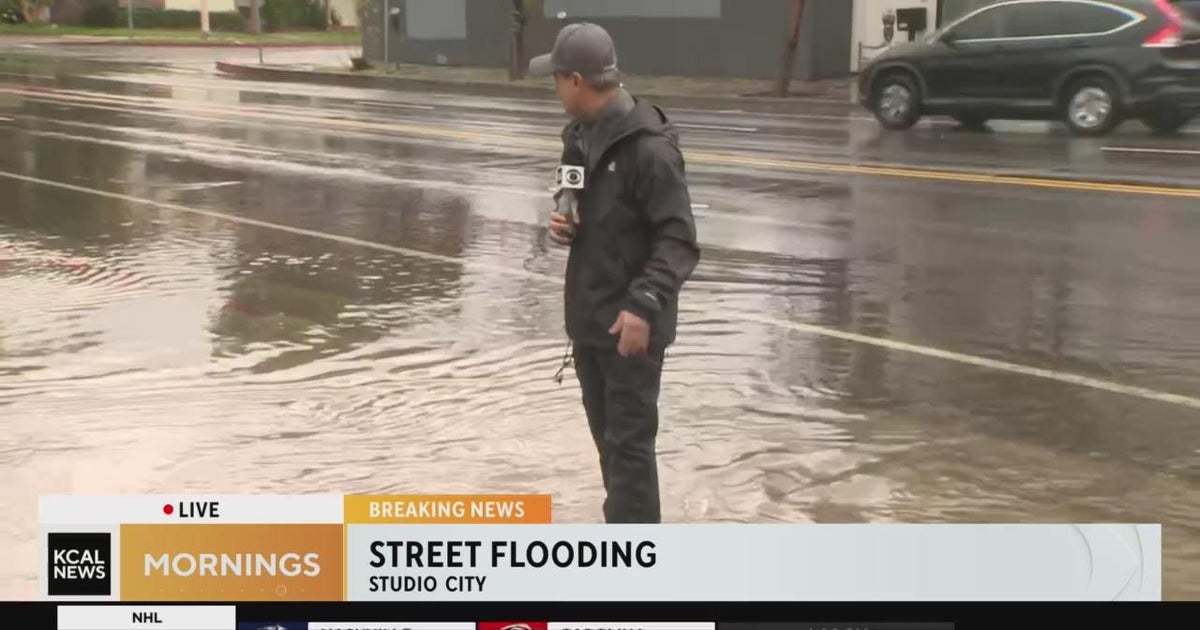 Heavy rain causes flooding in Studio City - CBS Los Angeles