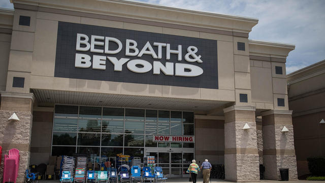 A Bed Bath & Beyond Store Ahead Of Earnings Figures 