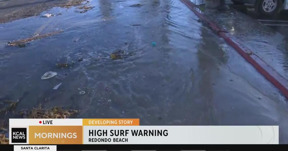Redondo Beach sees huge waves as rain, high surf cause flooding in ...