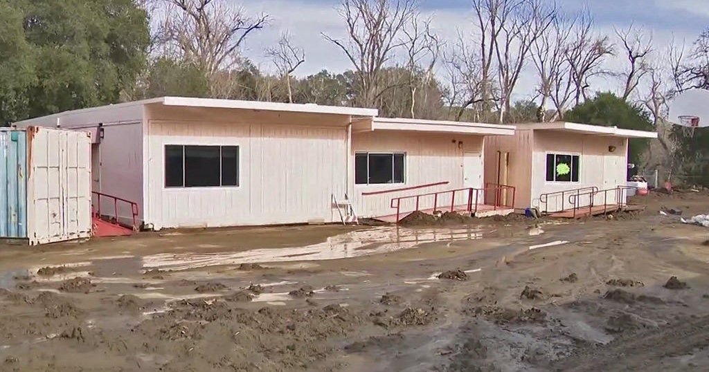 Sunol Glen School grounds flooded by Alameda Creek CBS San Francisco