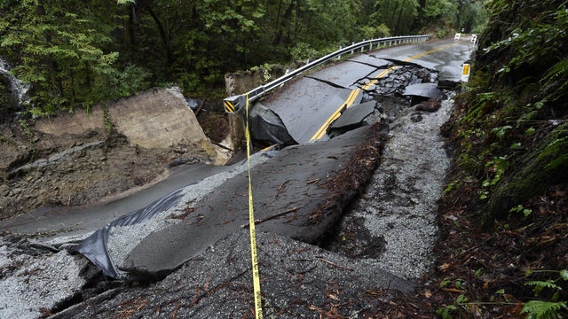 Storm hits California 