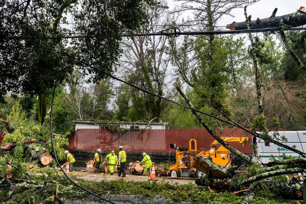 Storm-pummeled California Rushes To Clean Up And Start Repairs Ahead Of ...