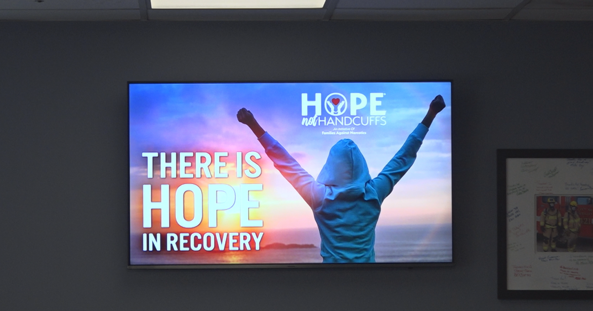 Hope Not Handcuffs program seeks volunteers to help fight addiction